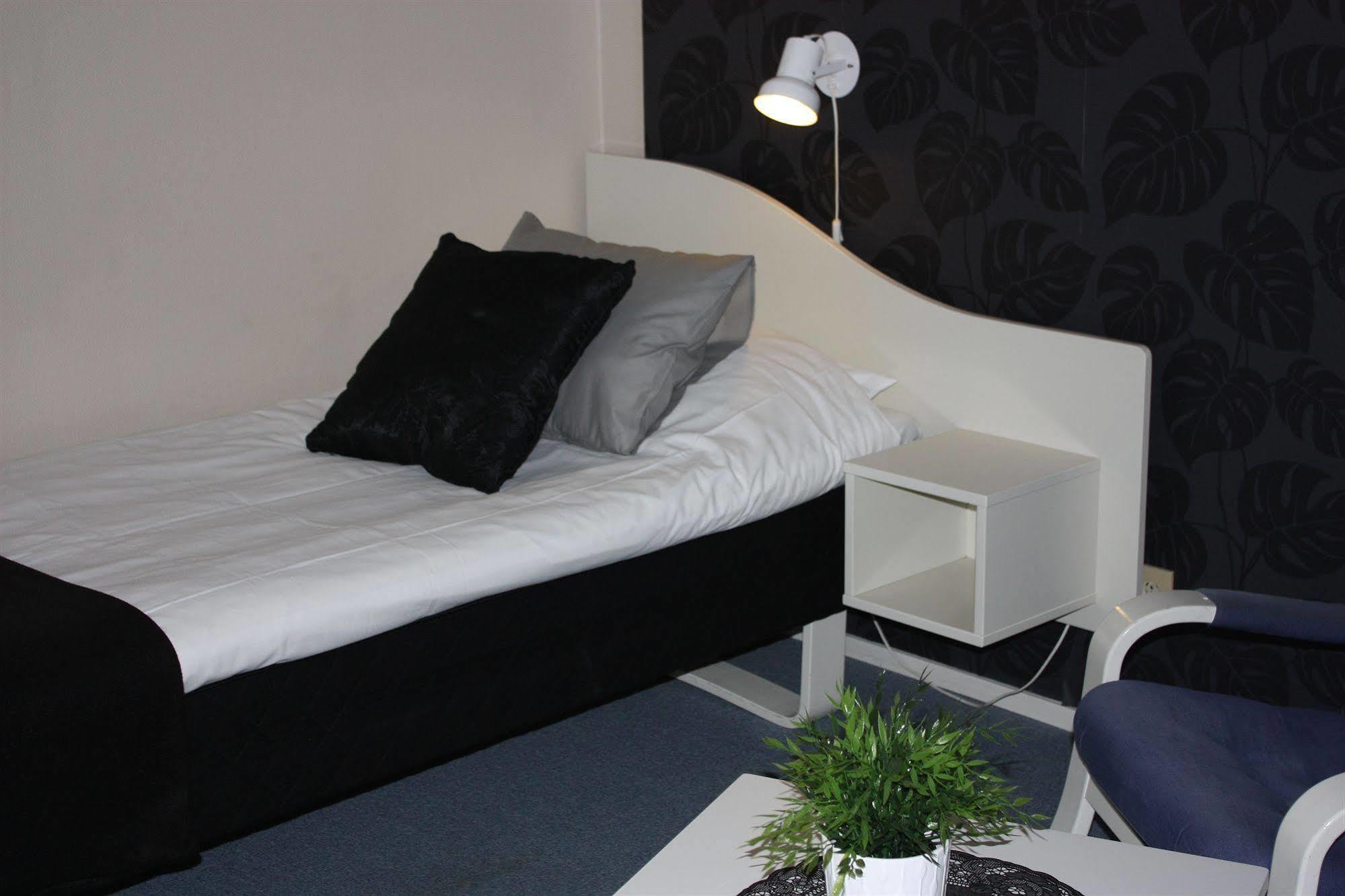 Hotell Angoeringen คาร์ลส์ครูนา ภายนอก รูปภาพ