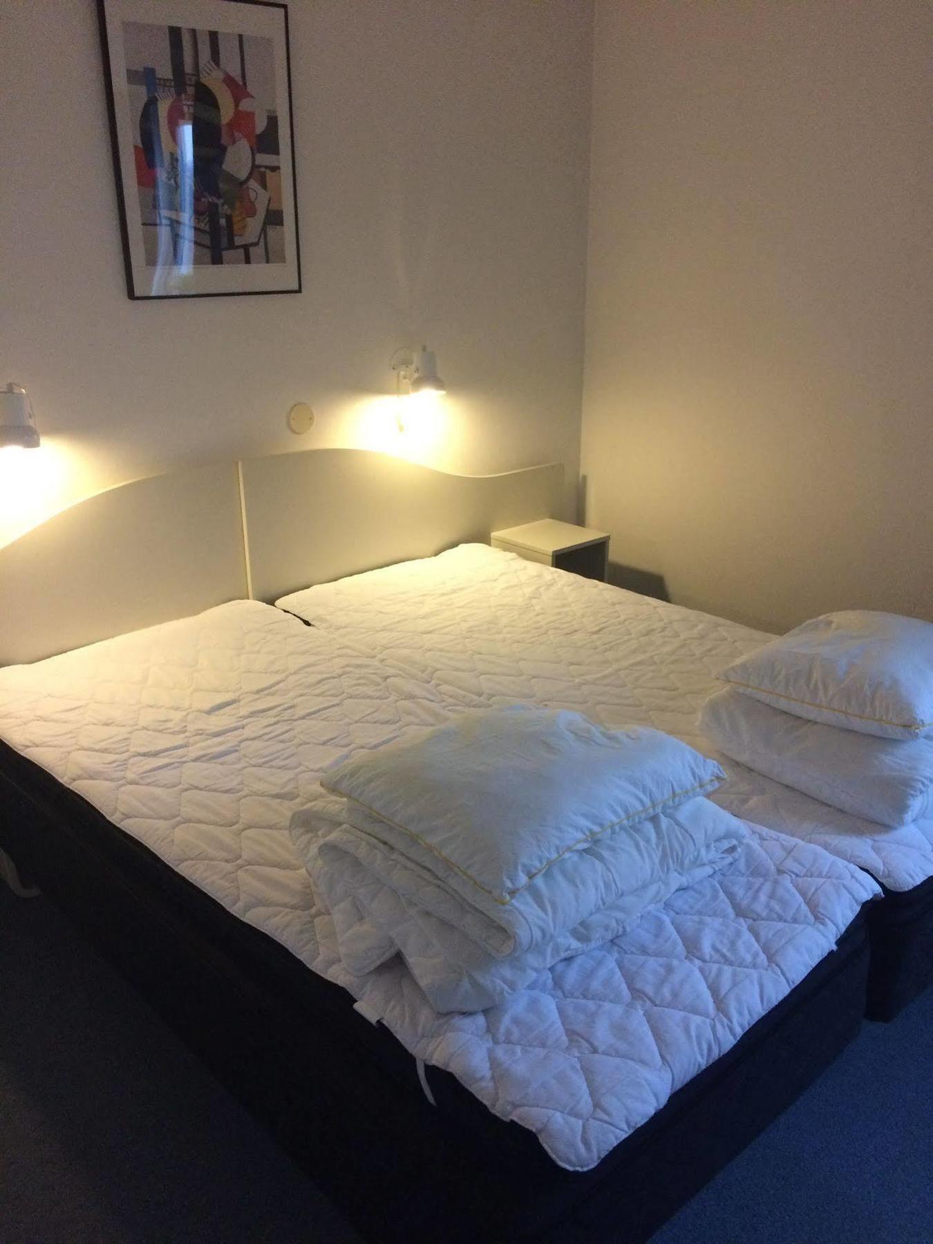 Hotell Angoeringen คาร์ลส์ครูนา ภายนอก รูปภาพ