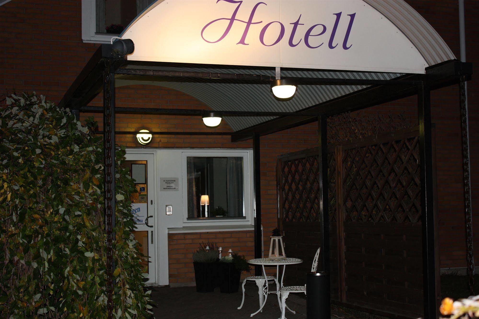Hotell Angoeringen คาร์ลส์ครูนา ภายนอก รูปภาพ